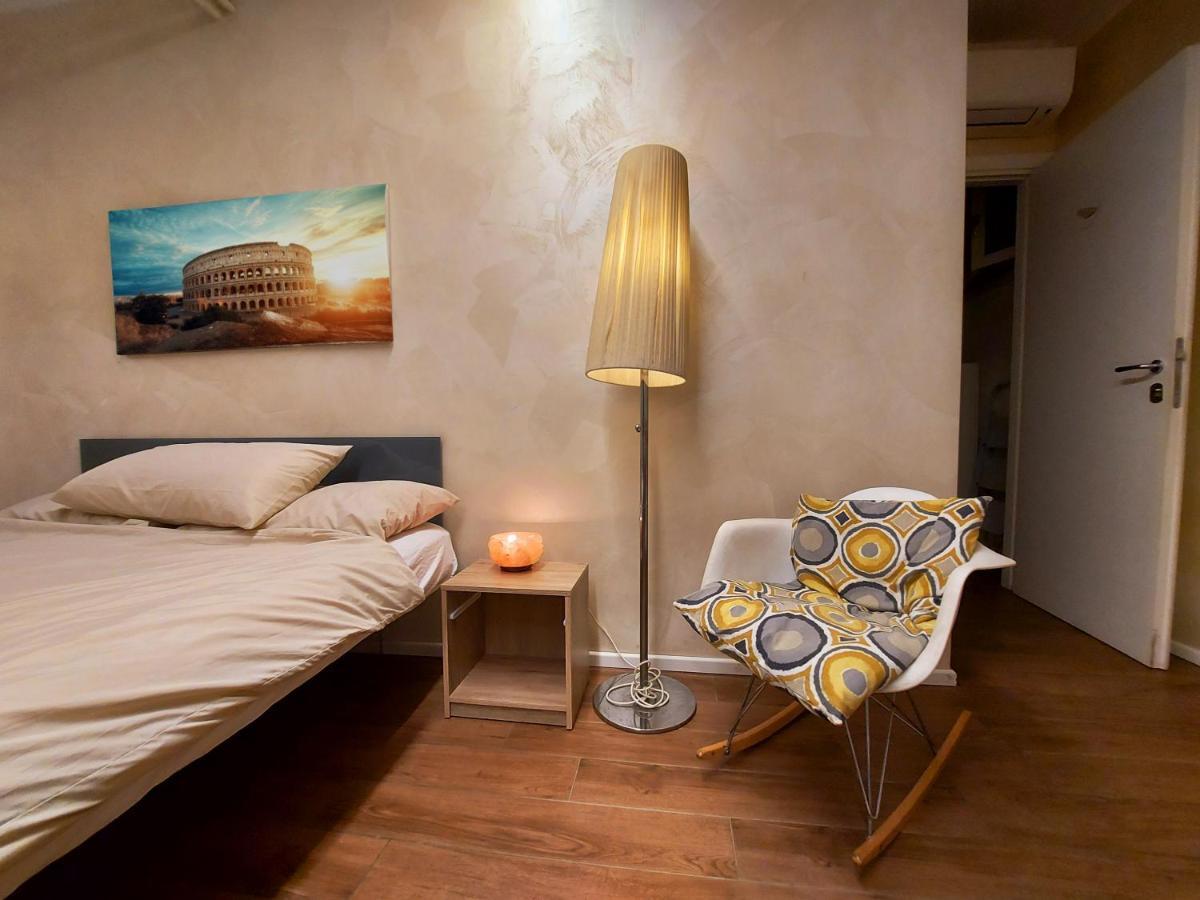 Free Breakfast - Big Apartment In The Heart Of Rome Bagian luar foto